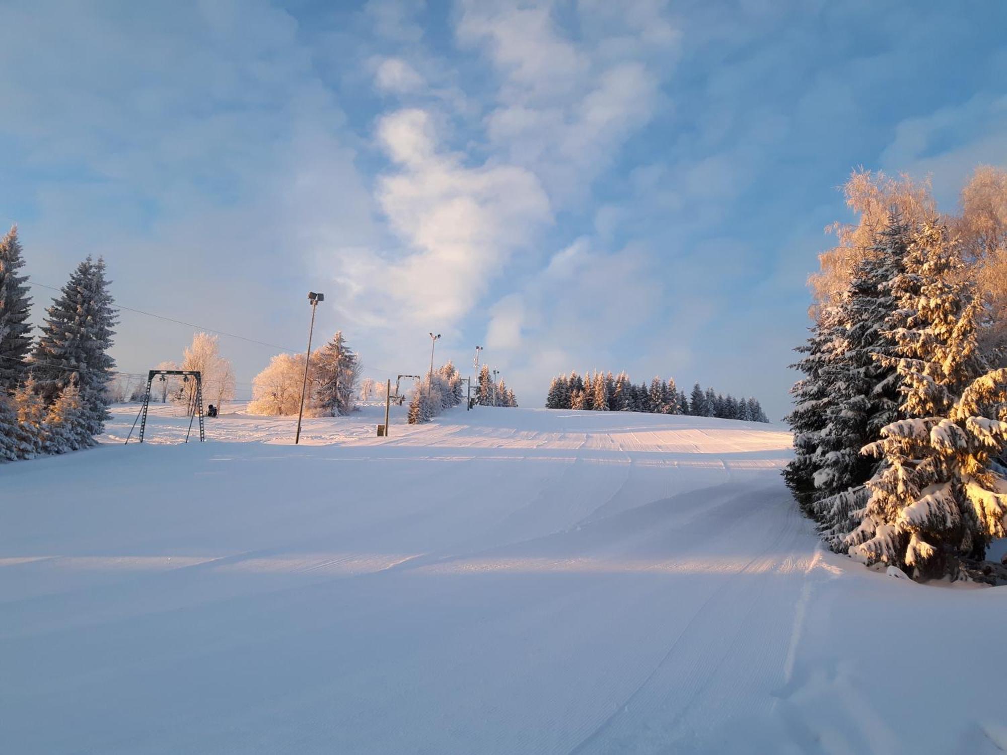 Horska Chata Hubert Bedřichov Exteriér fotografie