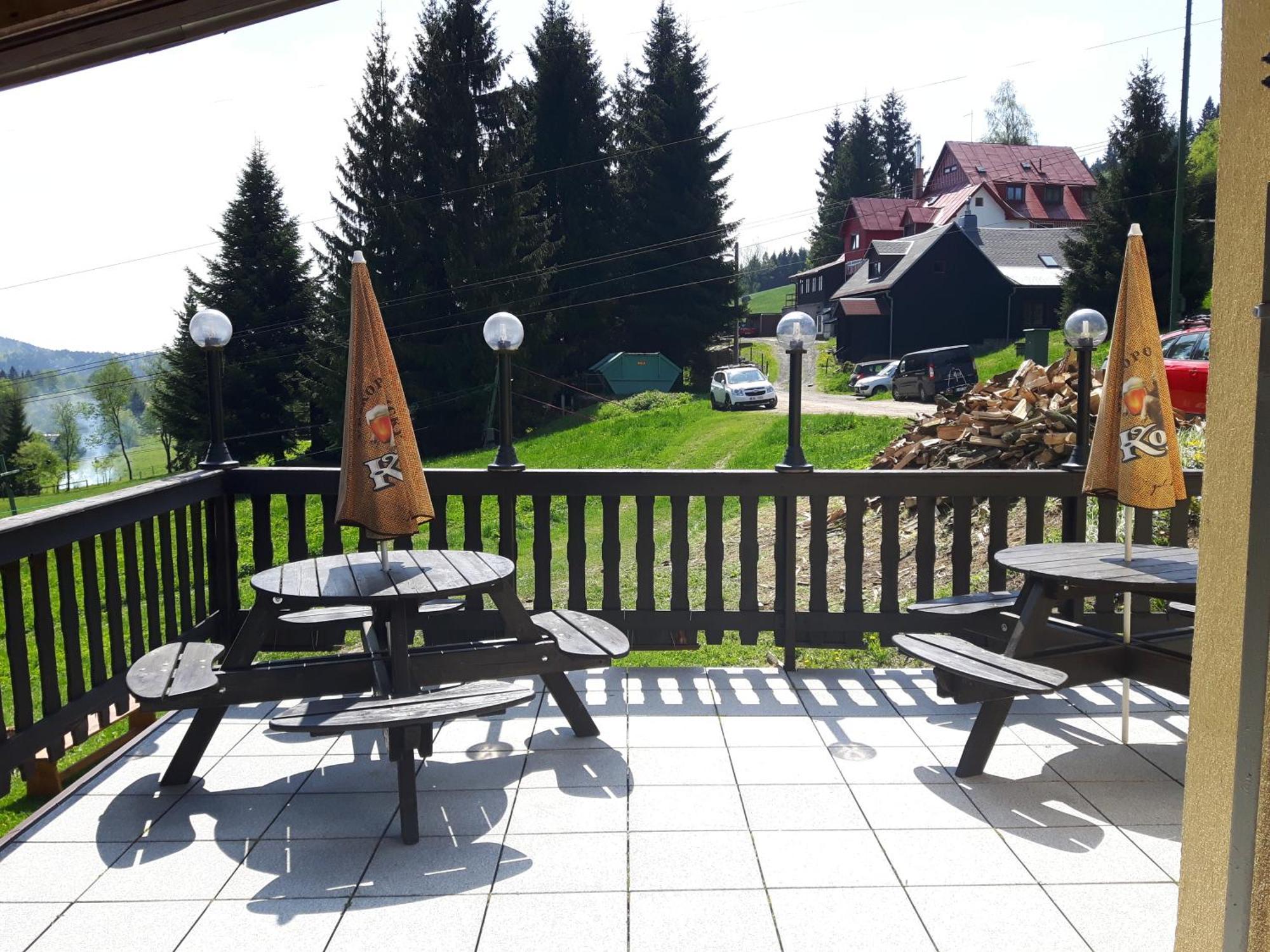 Horska Chata Hubert Bedřichov Exteriér fotografie