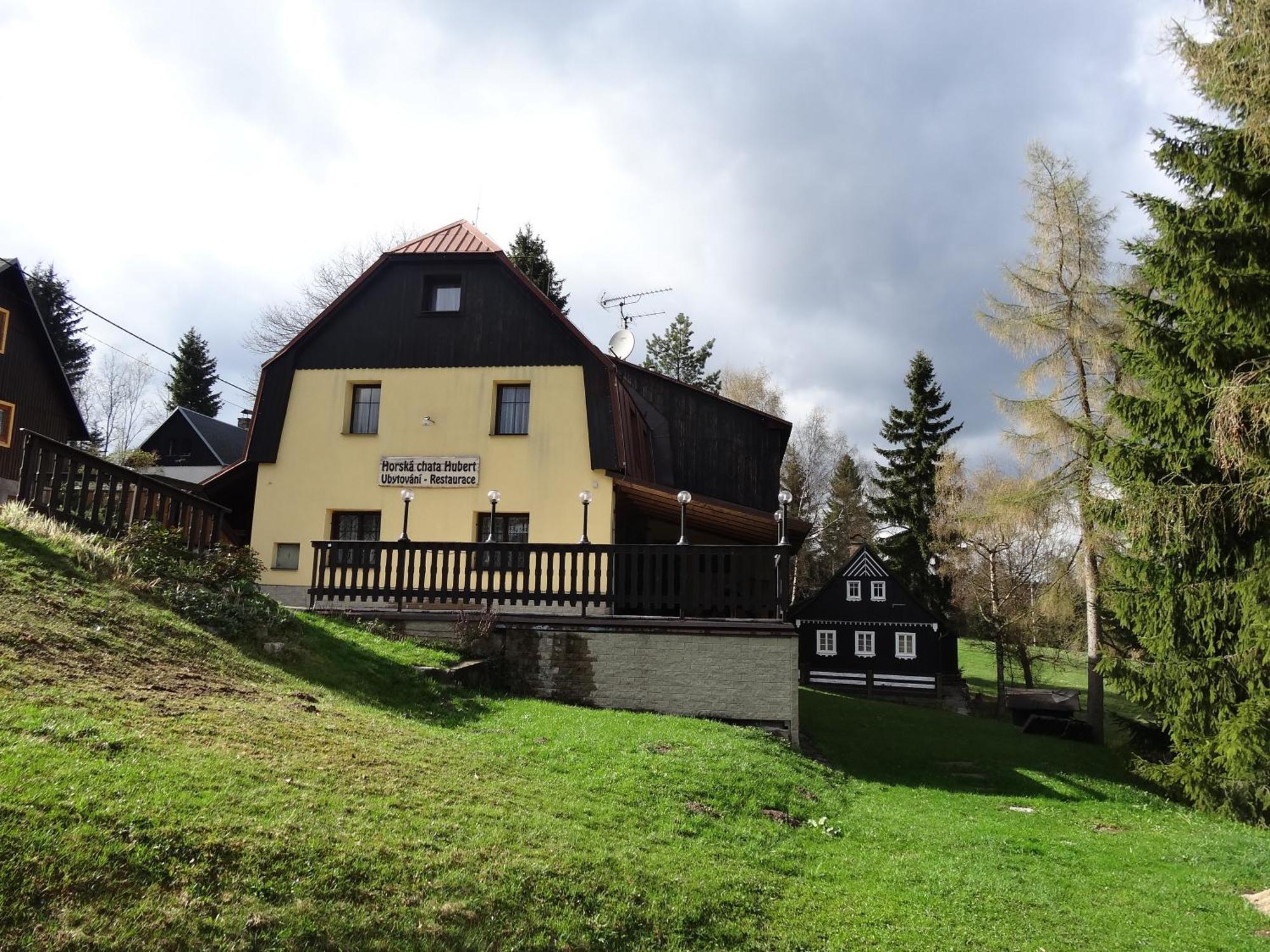 Horska Chata Hubert Bedřichov Exteriér fotografie